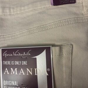 Gloria Vanderbilt Women's Amanda Jeans - Beige